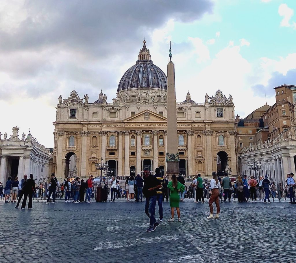 top 10 things to do in rome_st_peter_basilica